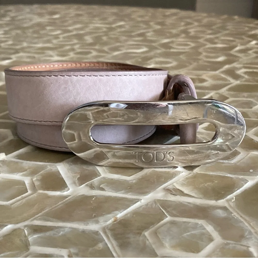 TOD'S Women’s Calfskin Leather Belt in lightest pink